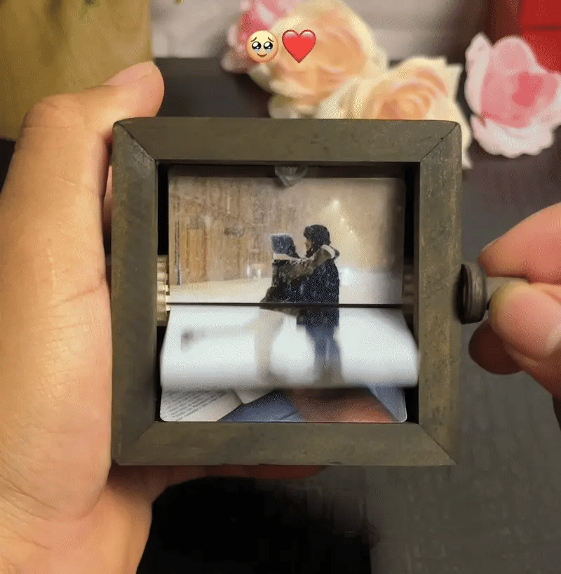 The MemoryFlick